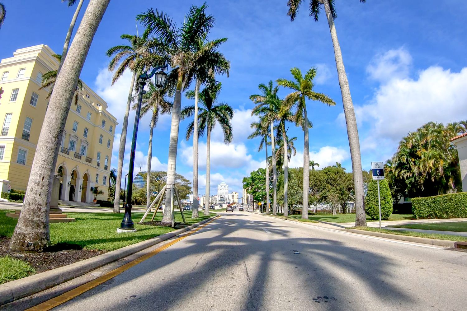a city street in Orlando, Florida